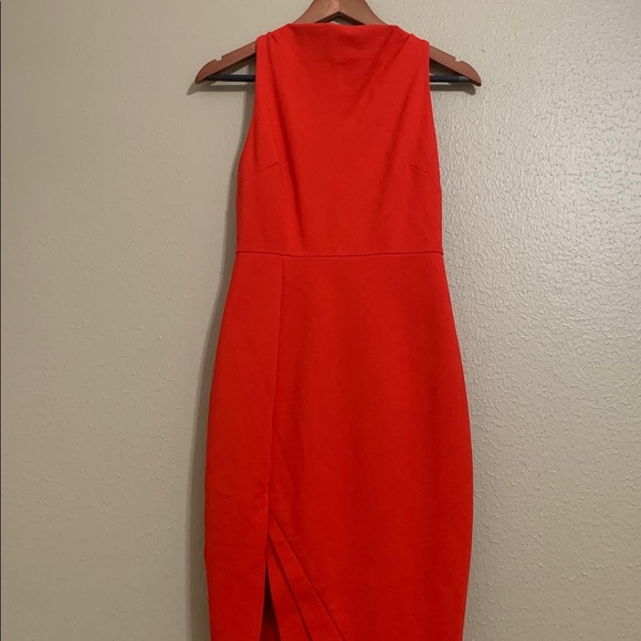 Elliatt Carmen Women’s‎ Midi Dress in Jaffa Red Sleeveless Asymmetrical Small - Picture 2 of 11
